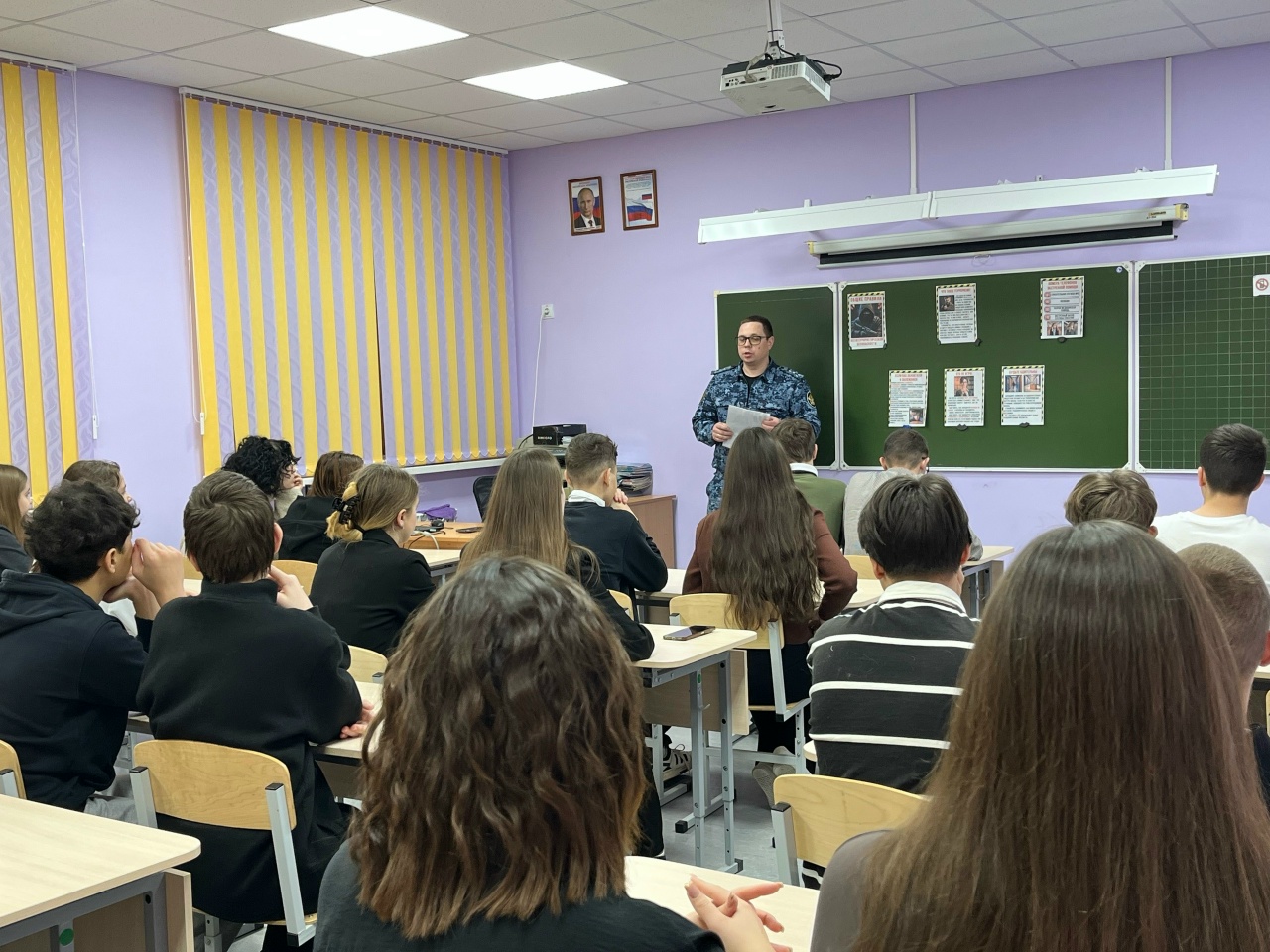 Профориентация и безопасность: важные уроки для старшеклассников!.