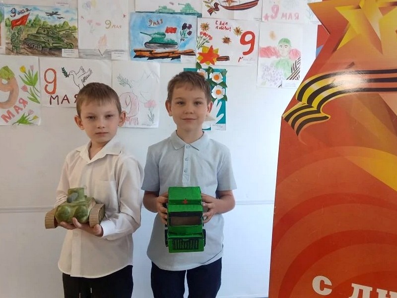 Подвиг в детских руках.
